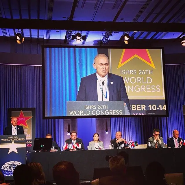 Dr. Akaki Tsilosani speaking at the ISHRS 26th World Congress